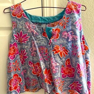 Summer Ocean pacific crop top, floral design, size medium